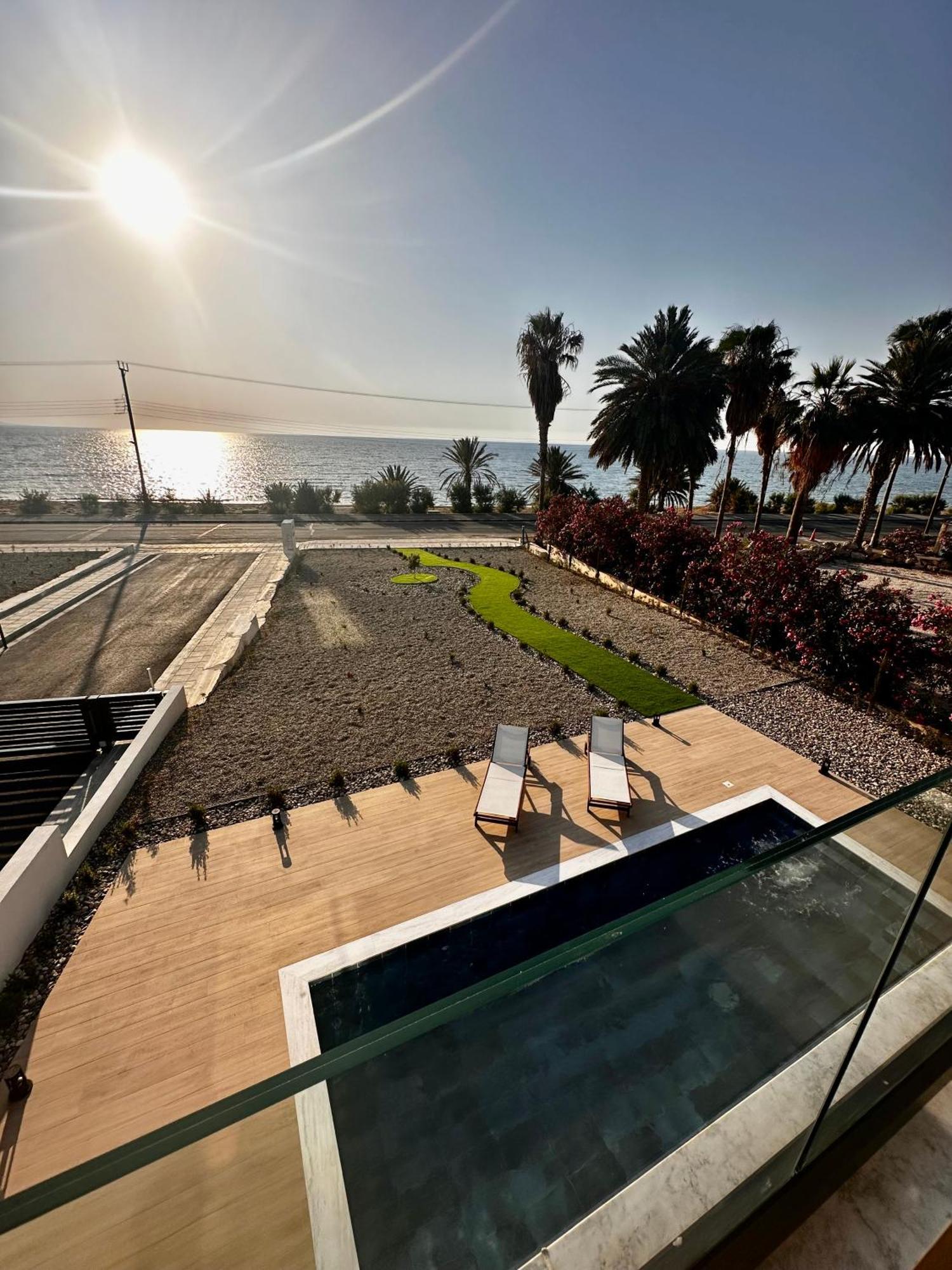 Santa Barbara Seafront Villas W Jacuzzi Pool Paphos Exterior photo